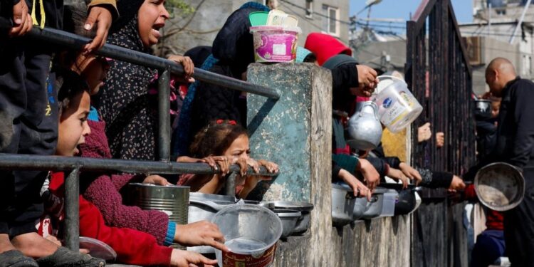 WHO: Gazze’de 99 kişi yetersiz beslenmeden hayatını kaybetti