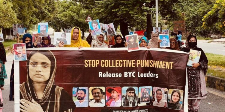 Beluc kadınlar eylemde: Soykırımı ifşa ediyoruz