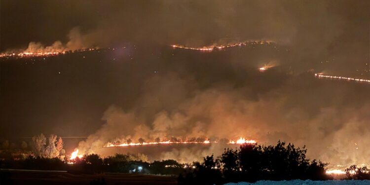 DEM Parti ve DBP: Can kaybı yaşanmadan helikopterleri yangın bölgesine yönlendirin