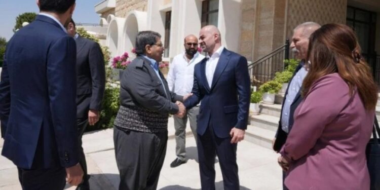 Talabani: Yeni Suriye’de Kürtlerin hakları garanti altına alınmalıdır