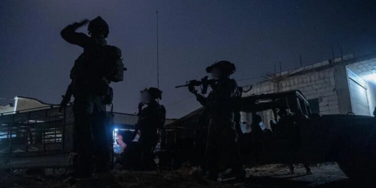 İsrail, Şam’a kara operasyonu yaptı