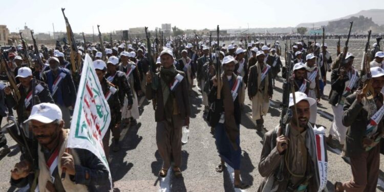 Husilerden İsrail’e hava saldırısı