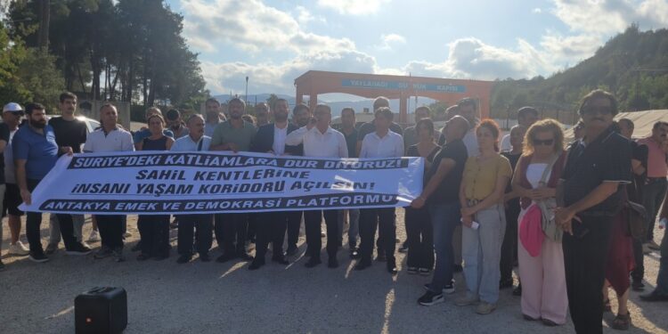 ‘Suriye sahil kentlerine insani yardım koridoru açılsın’