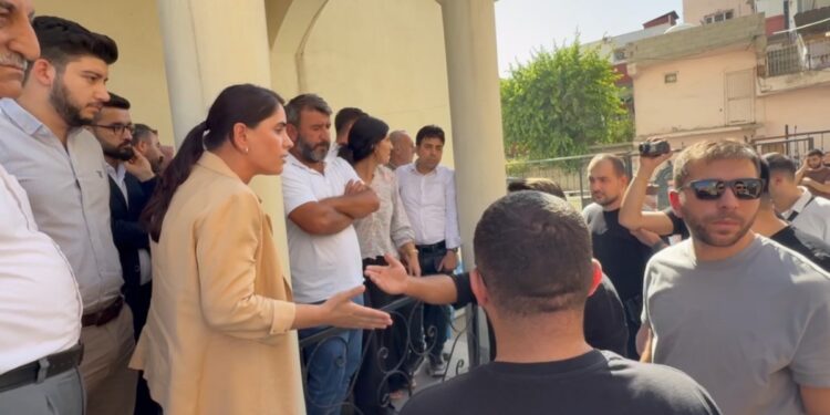 Polis Cizîr’de taziyeyi engellemek istedi