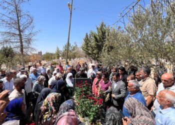 Bazo Yılmaz mezarı başında anıldı