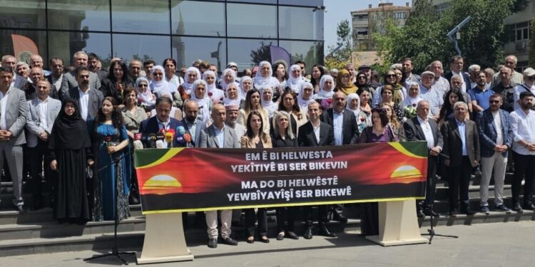 Demokratik Birlik İnisiyatifi: Êzidî soykırımı tanınmalı