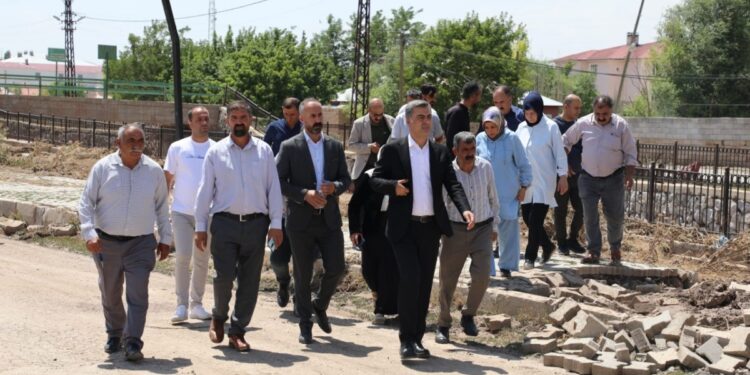 Zeydan: Kayyımın yetkilendirdiği şef, sel bölgesine 67 saat sonra makine gönderdi