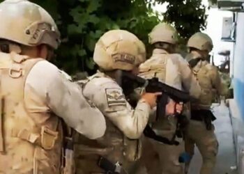 6 ilde suç örgütü operasyonu; 11 tutuklama