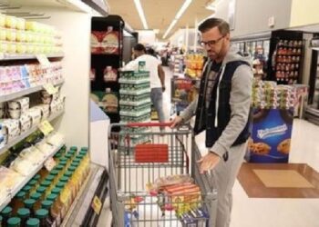 ABD'de tüketici güveni ağustosta beklentileri aştı