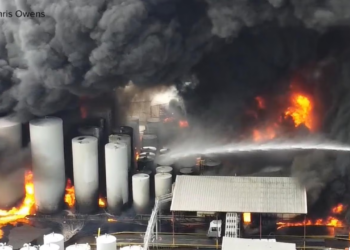 ABD'deki Fabrikada Dev Patlama! Bölge Halkı Tahliye Edildi: 35 Kurum Harekete Geçti