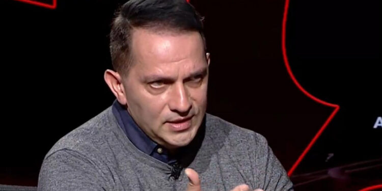 AKP Disipline Sevk Etmişti: Mücahit Birinci Partisinden İstifa Etti