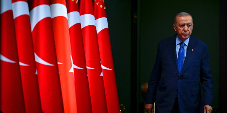 AKP’de ‘Erken Seçim’ Hareketliliği! Açıklamalar Peş Peşe Geldi… Kafalar Karıştı