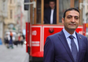 Aday çıkaracak kadar çukura düştünüz, sandık tokadını bir kez daha yediniz!