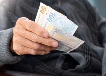 Ağustos ayı yaşlı ve engelli aylıkları hesaplara yatırılmaya başlandı