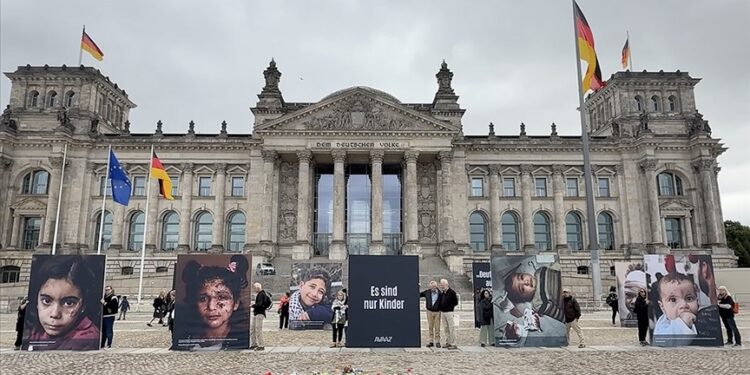 Almanya’da iki şehir, Gazzeli çocukları kabul edecek