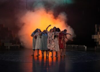 Amed’te tiyatro sahnesi Jîn oyunuyla 'perde' diyecek