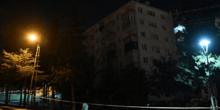 Ankara'da 8 Katlı Bina Tahliye Edildi