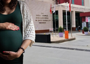 Aydın'da Şoke Eden Olay! Eşini Polis Zoruyla Doğumhaneden Kovdurdu