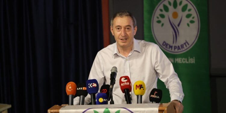 Bakırhan: Sivil toplumu süreçte aktif görev almaya davet ediyoruz