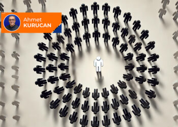 “Bana, senin inandığın Müslümanlığın kitaplarını getir!”