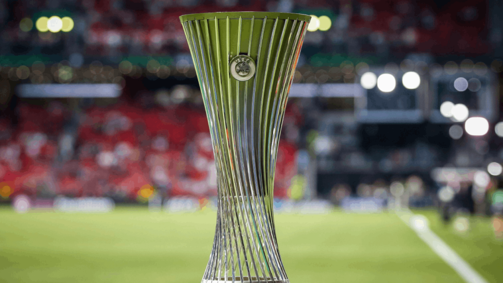 Beşiktaş ve Başakşehir'in UEFA Konferans Ligi'ndeki Rakipleri Belli Oldu