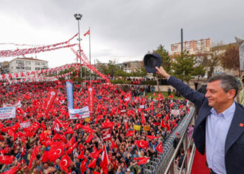 CHP Lideri Özel'den Çağrı... 'Beyoğlu'nda Buluşuyoruz'