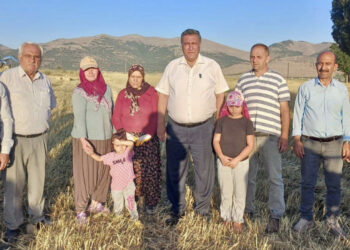 Çiftçinin banka kredi kartları borçları ötelenmeli, faizler silinmeli
