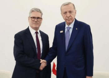 Cumhurbaşkanı Erdoğan, İngiltere Başbakanı Starmer'la Görüştü