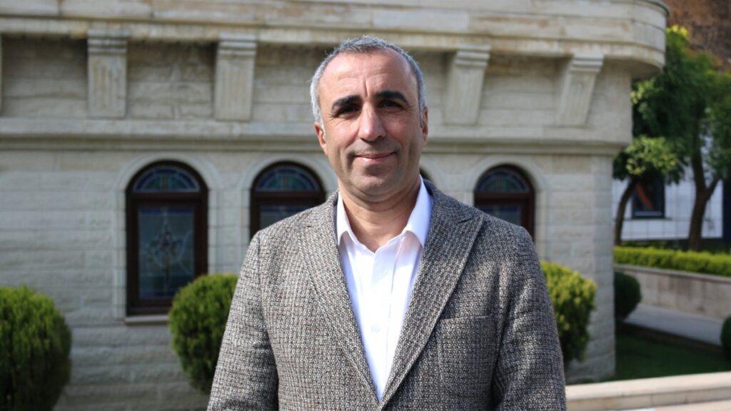DEM Parti'nin yeni komisyon üyesi Celal Fırat oldu