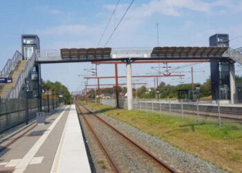 Danimarka'da Yolcu Treni Raydan Çıktı! Çok Sayıda Yaralı Var