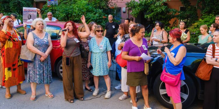 "Devlet tercihini erkek şiddetinden yana kullanıyor"