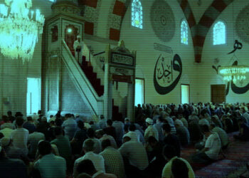 Diyanet'ten Bir 'Cuma Hutbesi' Skandalı Daha! Bu Kez Hedef Kız Çocukların Miras Hakkı