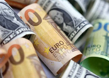 Dövizde Dalgalı Seyir Sürüyor: 8 Ağustos 2025’te Dolar ve Euro Ne Kadar?
