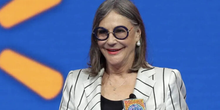 Dünyanın En Zengin Kadını Oldu! Adını Kimse Bilmiyor Ama Serveti Akıl Almaz