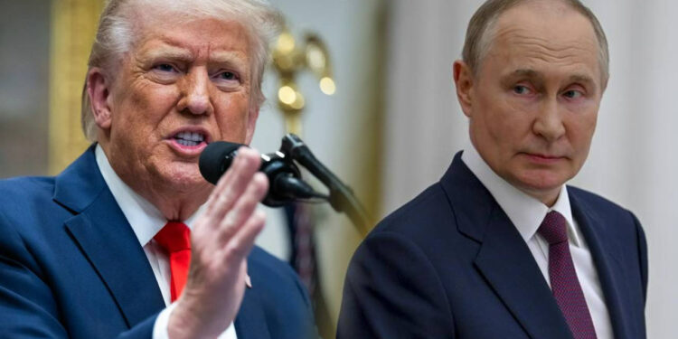 Dünyanın Gözü Beyaz Saray'daydı... Trump'ın Mikrofonu Açık Unutuldu, Putin'le İlgili Söyledikleri Gündem Oldu