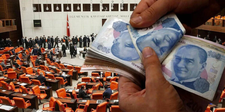 EYT'yi Kaçıranlar Üzülmeyin! Erken Emeklilik Yasası TBMM'ye Sunuldu, İşte Bu Fırsattan Yararlanacak Kişiler...