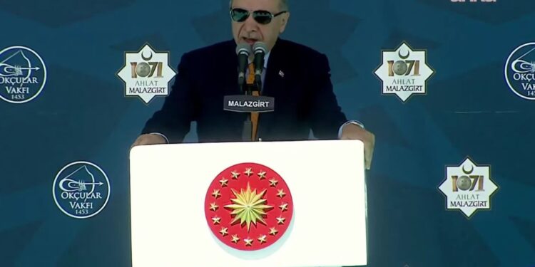 Erdoğan’dan Suriye açıklaması: Kılıç kınından çıkarsa kaleme gerek kalmaz