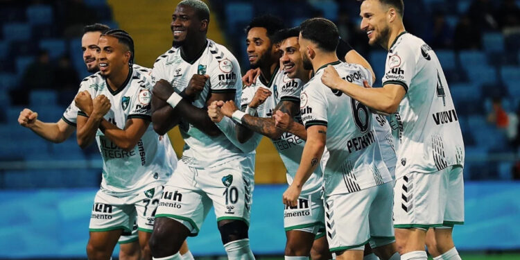 Fenerbahçe Maçı Sonrası Kocaelispor'da Ayrılık!