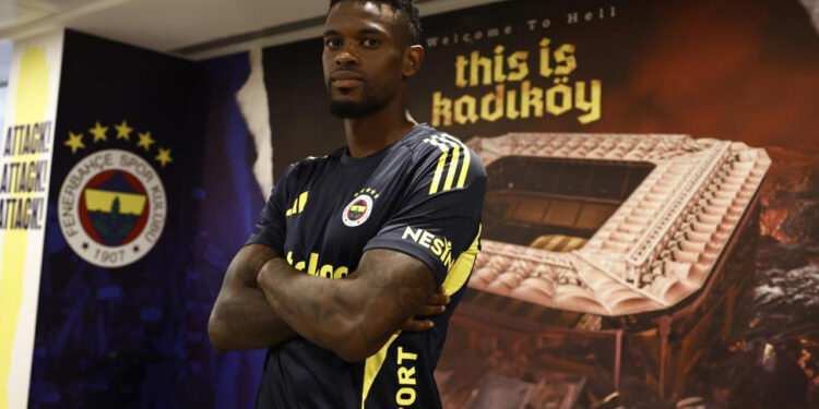 Fenerbahçeli Nelson Semedo'dan 'Feyenoord' Mesajı! 'Yüzde 100 ile Sahada Olacağız'