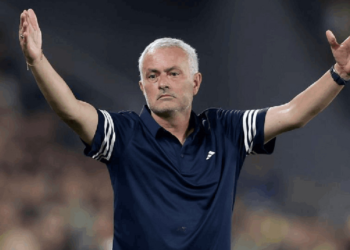 Feyenoord'un Kabusu Mourinho