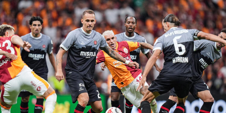 Galatasaray Gümbür Gümbür Galibiyet! Karagümrük’e Şans Tanımadı