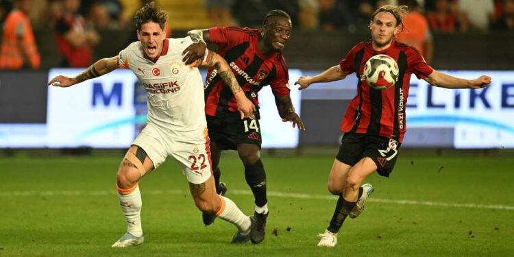 Galatasaray Yeni Sezona Galibiyetle Başladı! İlk Maçta 3 Gol, 2 Penaltı, 1 Kırmızı Kart...