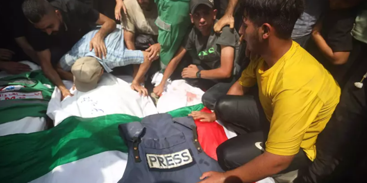 Gazze’deki Gerçeği Dünyaya Taşıyan Basın Çadırına Hava Saldırısı! 6 Gazeteci Öldürüldü