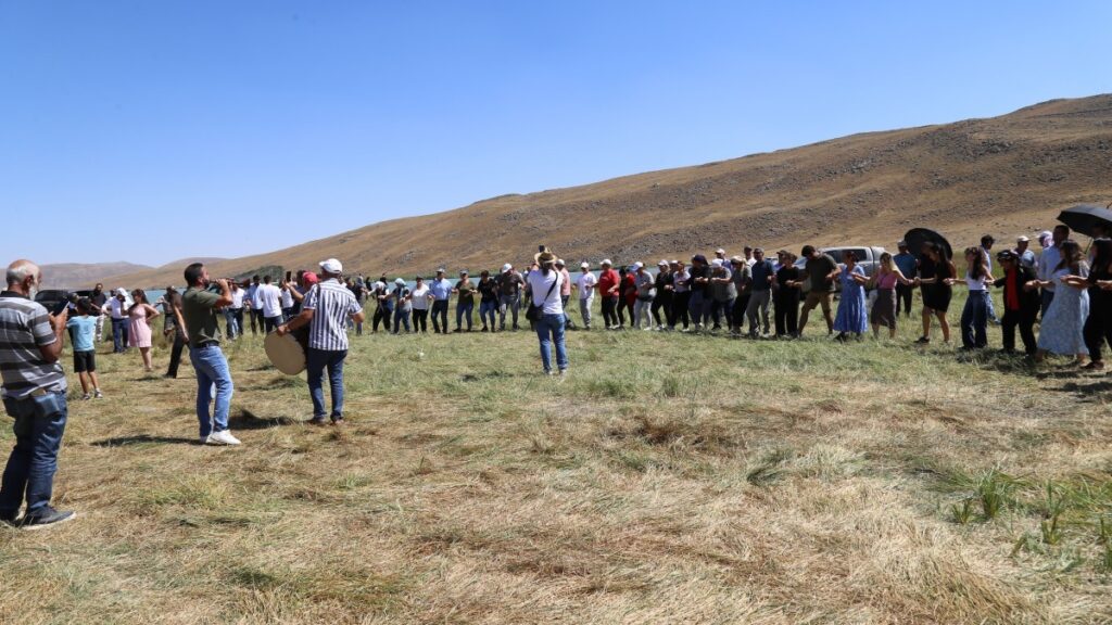Gimgim’daki inanç festivali halaylarla sona erdi