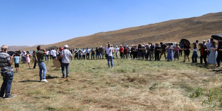 Gimgim’daki inanç festivali halaylarla sona erdi