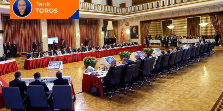 Hack’lenmiş devlet; korsan komisyon…