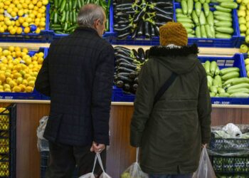 Hanehalkının enflasyon beklentisi 3 puan düştü: Yıl sonu tahmini %62’ye indi