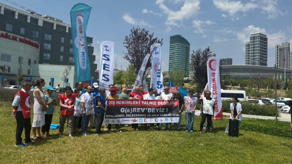 Herkese sağlık, insanca yaşamak istiyoruz