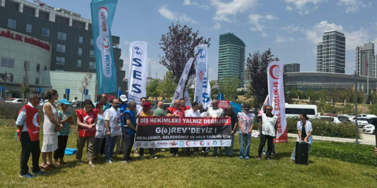 Herkese sağlık, insanca yaşamak istiyoruz