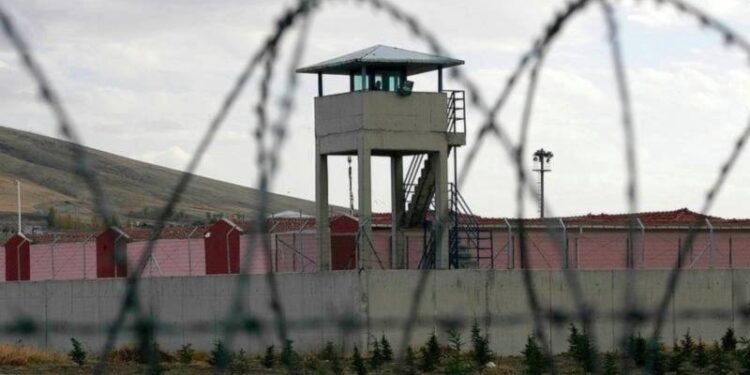 İmamoğlu çok zayıfladı ama morali yerinde, Fatih Altaylı uyum sağlamış, Osman Kavala Sürekli çalışıyor